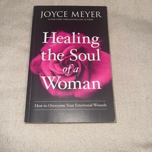 Joyce Meyer 'Healing the Soul of a Woman' Book - Black and Pink